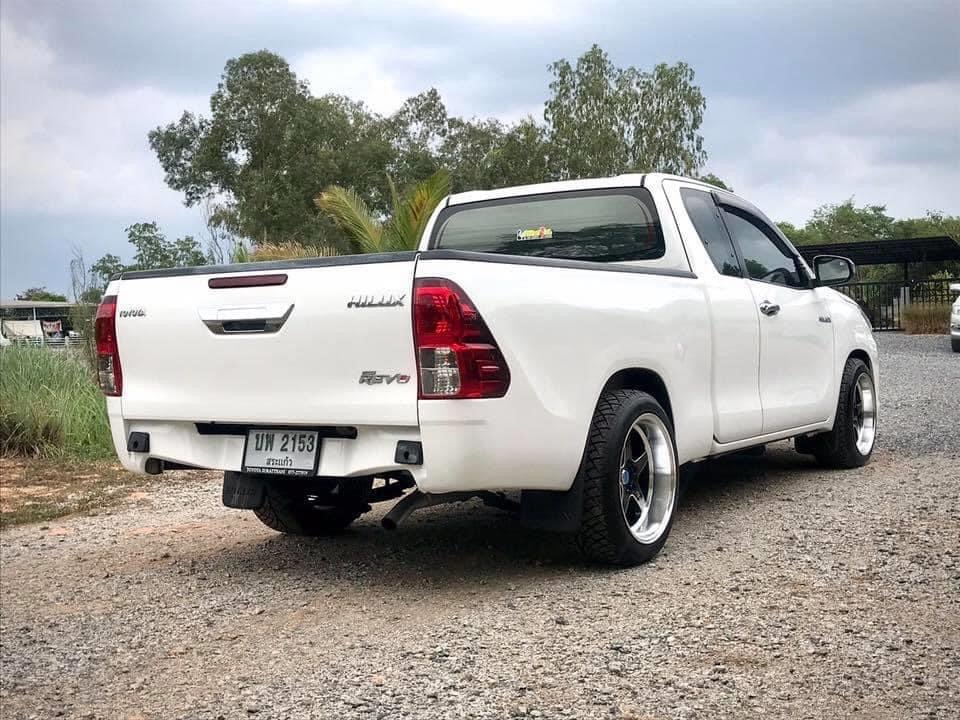 Toyota Hilux Revo Double cab ปี 2018 สีขาว (รูปที่ 8)