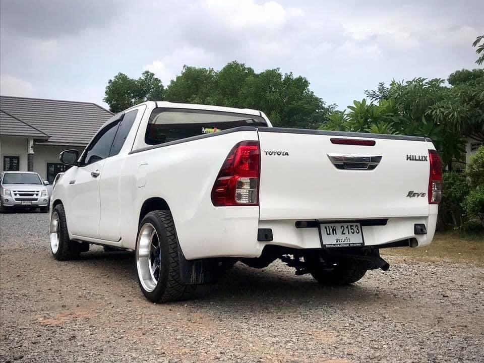 Toyota Hilux Revo Double cab ปี 2018 สีขาว (รูปที่ 9)