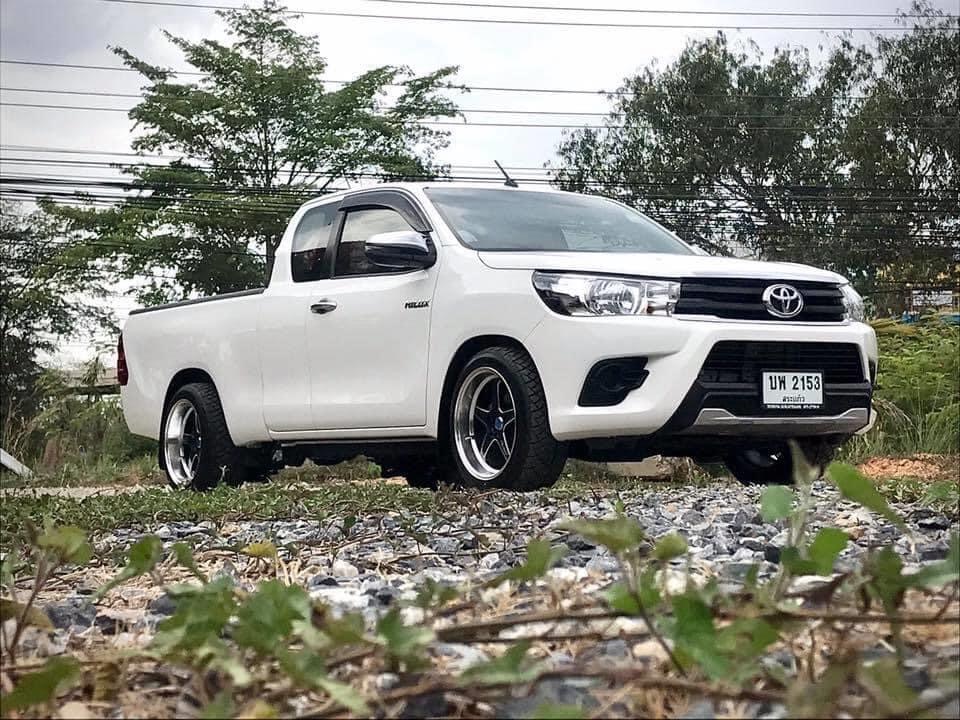 Toyota Hilux Revo Double cab ปี 2018 สีขาว (รูปที่ 6)