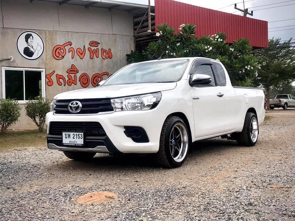 Toyota Hilux Revo Double cab ปี 2018 สีขาว (รูปที่ 5)