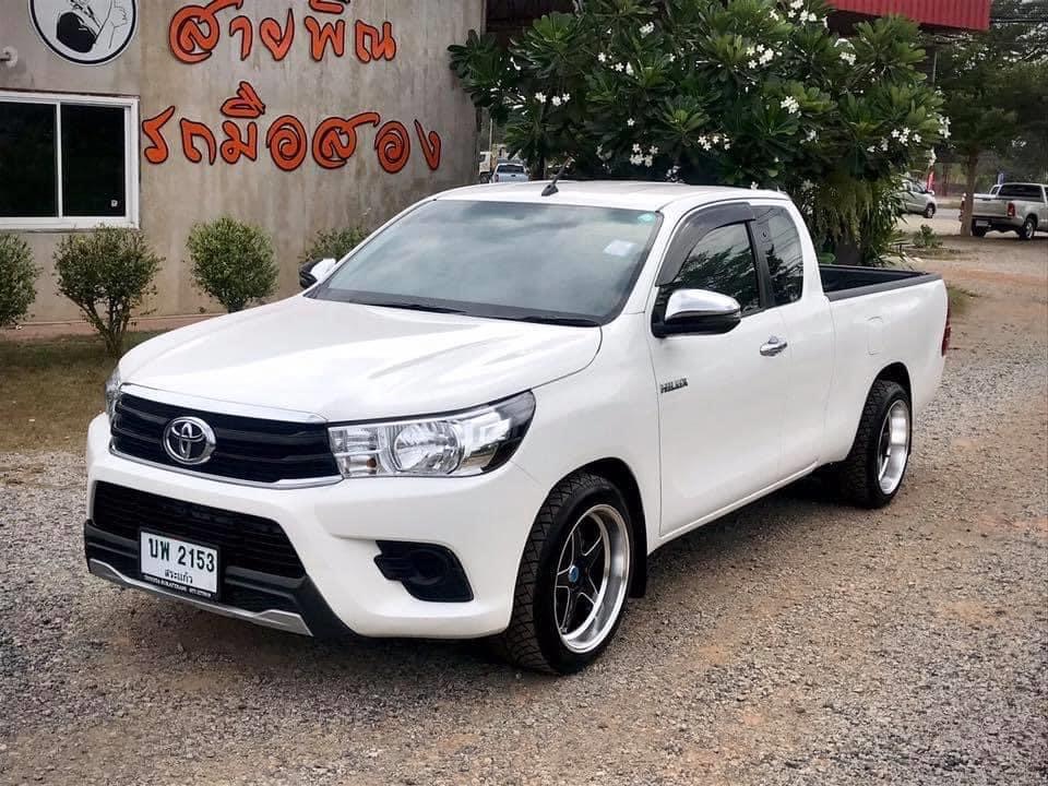 Toyota Hilux Revo Double cab ปี 2018 สีขาว (รูปที่ 3)