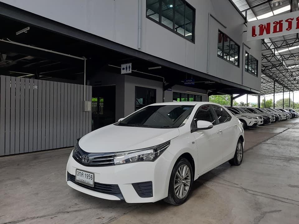 Toyota Corolla Altis ปี 2014 สีขาว
