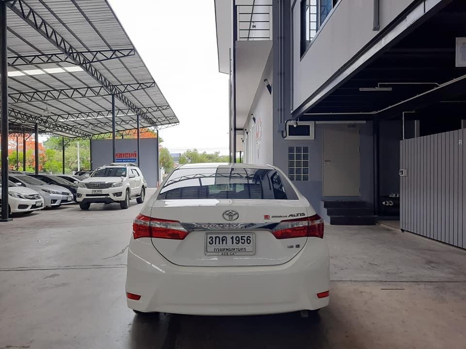 Toyota Corolla Altis ปี 2014 สีขาว (รูปที่ 5)