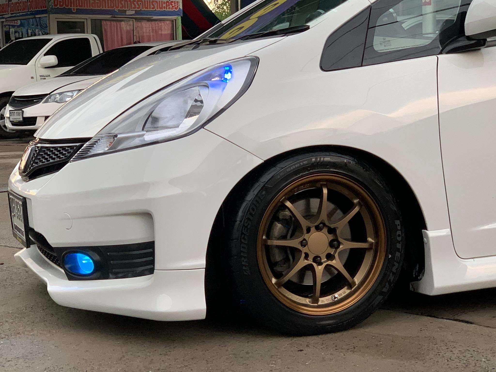 Honda Jazz GE ปี 2011 สีขาว (รูปที่ 5)