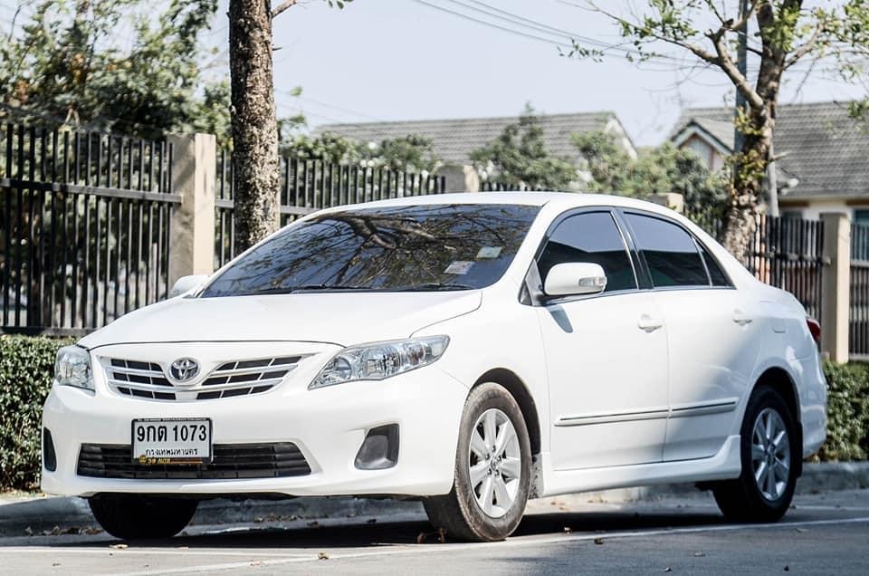 Toyota Corolla Altis ปี 2011 สีขาว