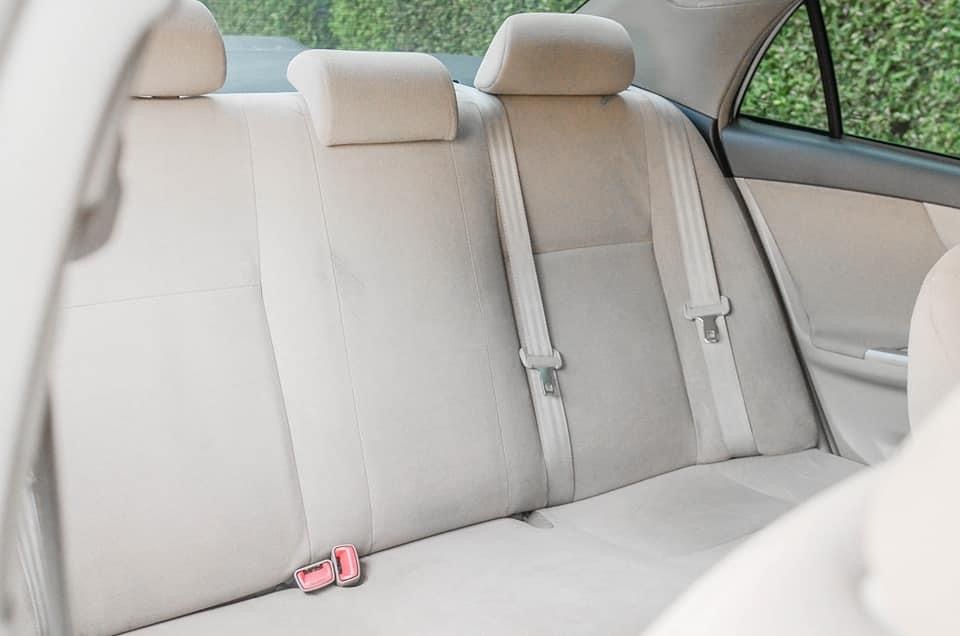 Toyota Corolla Altis ปี 2011 สีขาว (รูปที่ 8)