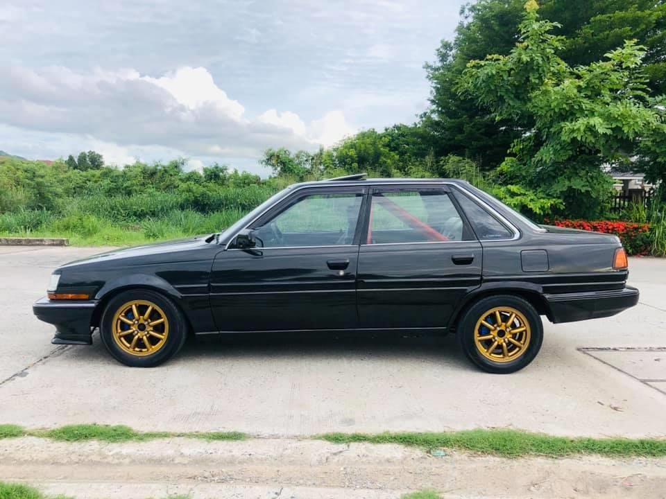 Toyota Corona ปี 1988 สีดำ (รูปที่ 10)