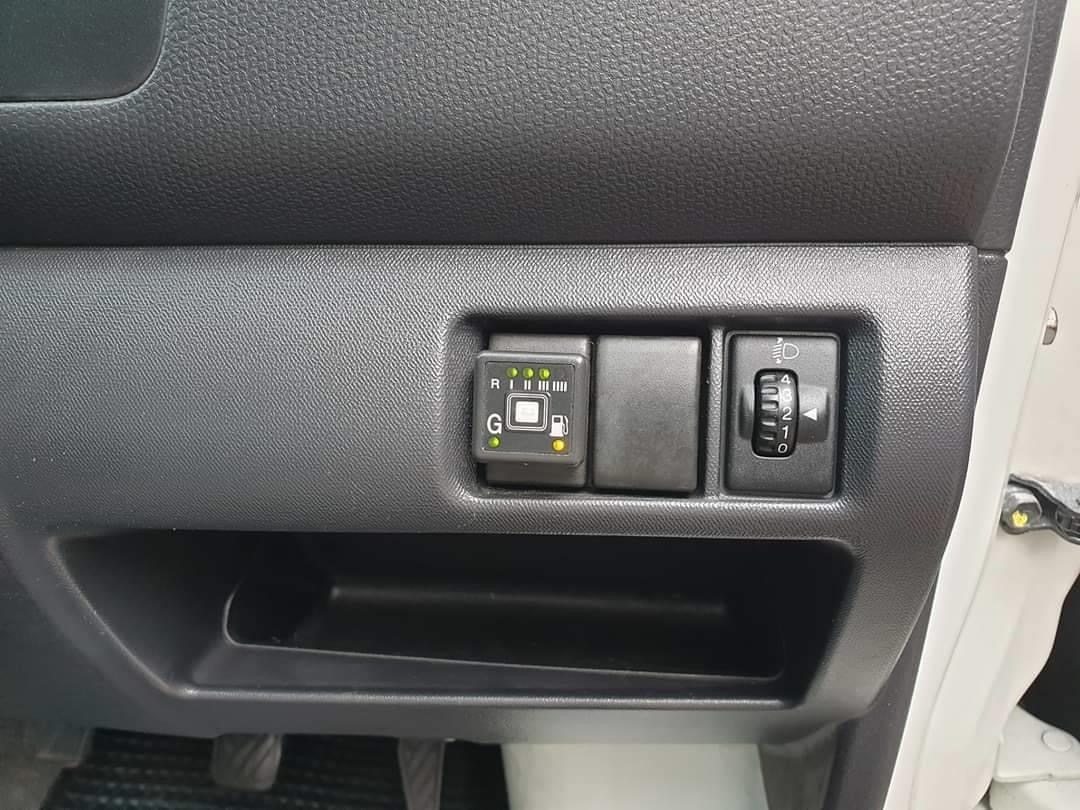 Suzuki Carry ปี 2010 สีขาว (รูปที่ 12)