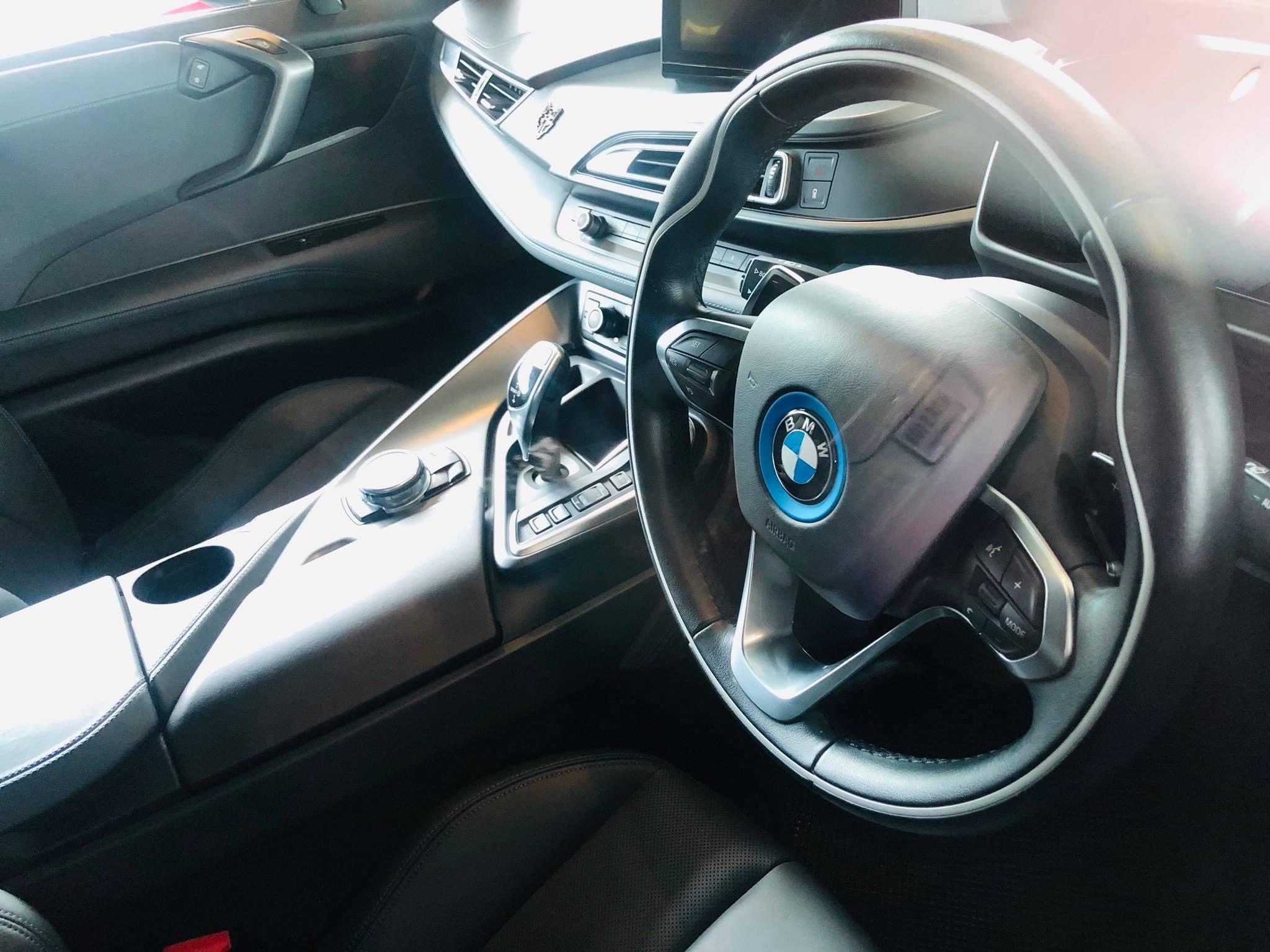 BMW i8 ปี 2016 Limited (รูปที่ 2)