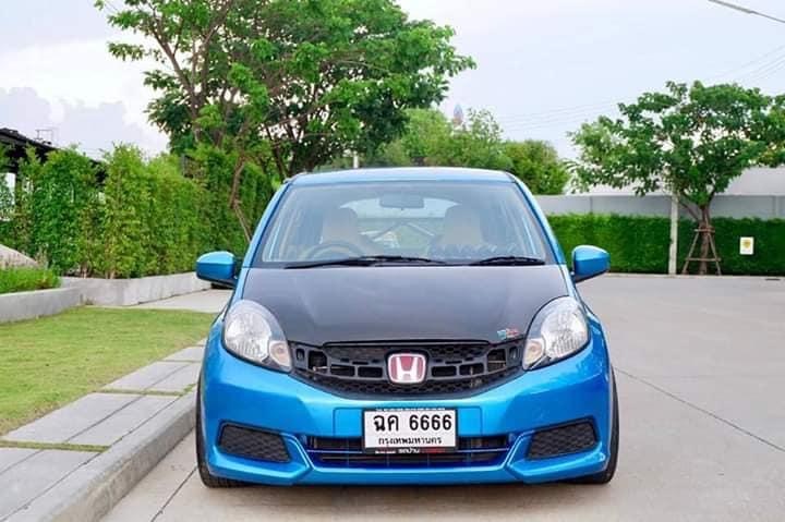Honda Brio ปี 2011 สีฟ้า (รูปที่ 2)