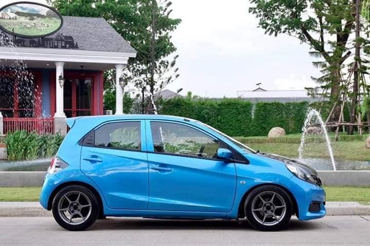 Honda Brio ปี 2011 สีฟ้า (รูปที่ 5)