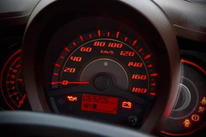 Honda Brio ปี 2011 สีฟ้า (รูปที่ 8)