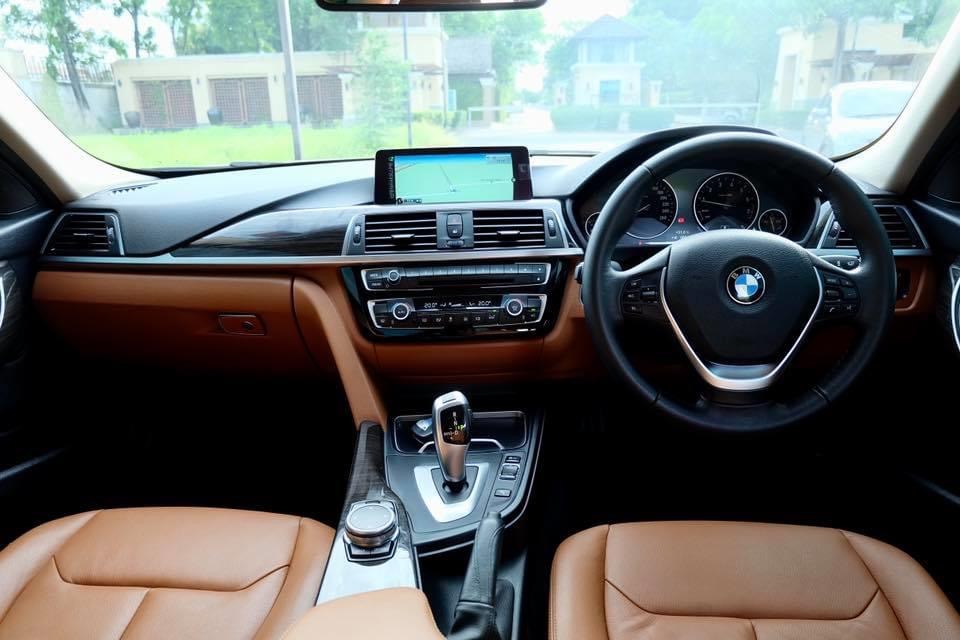 BMW F30 320I Luxury LCI Minorchange