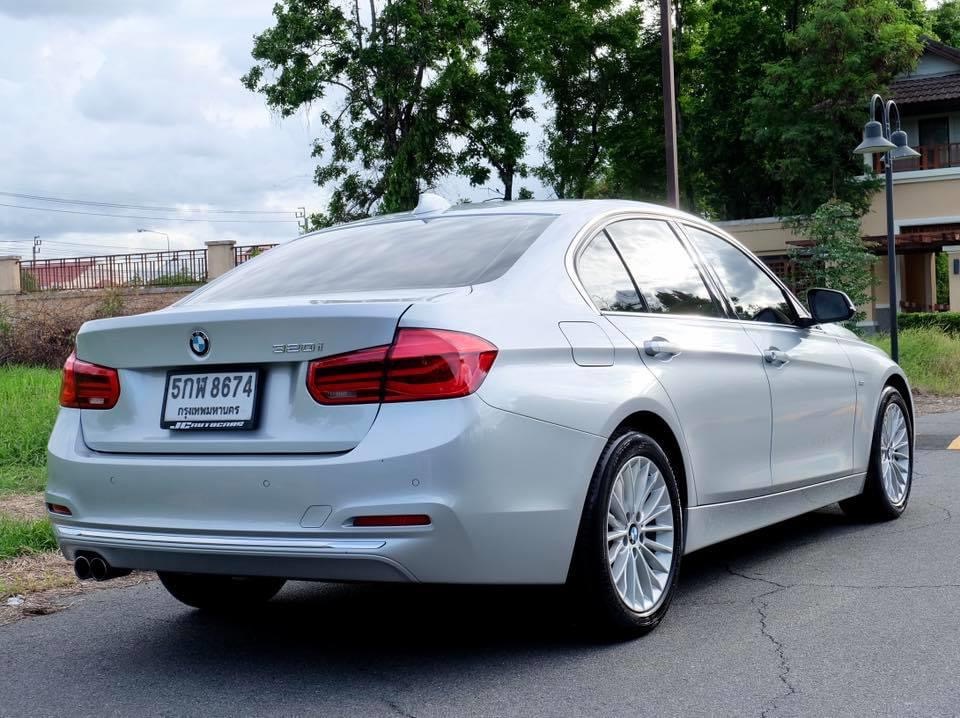 BMW F30 320I Luxury LCI Minorchange