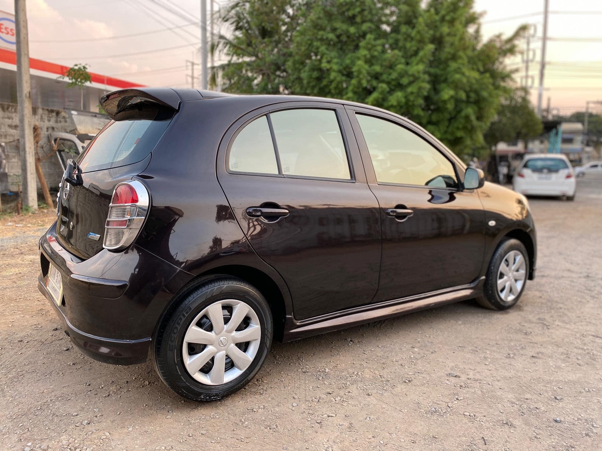 Nissan March ปี 2012 สีดำ (รูปที่ 5)