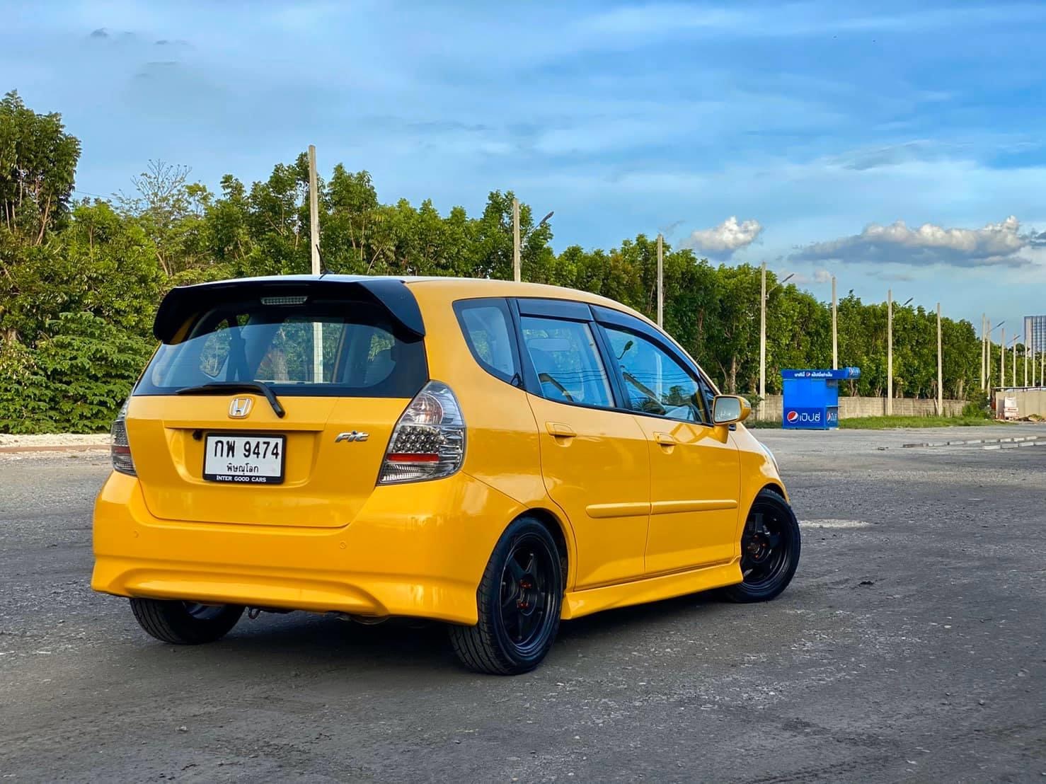 Honda Jazz GD ปี 2006 สีเหลือง (รูปที่ 2)