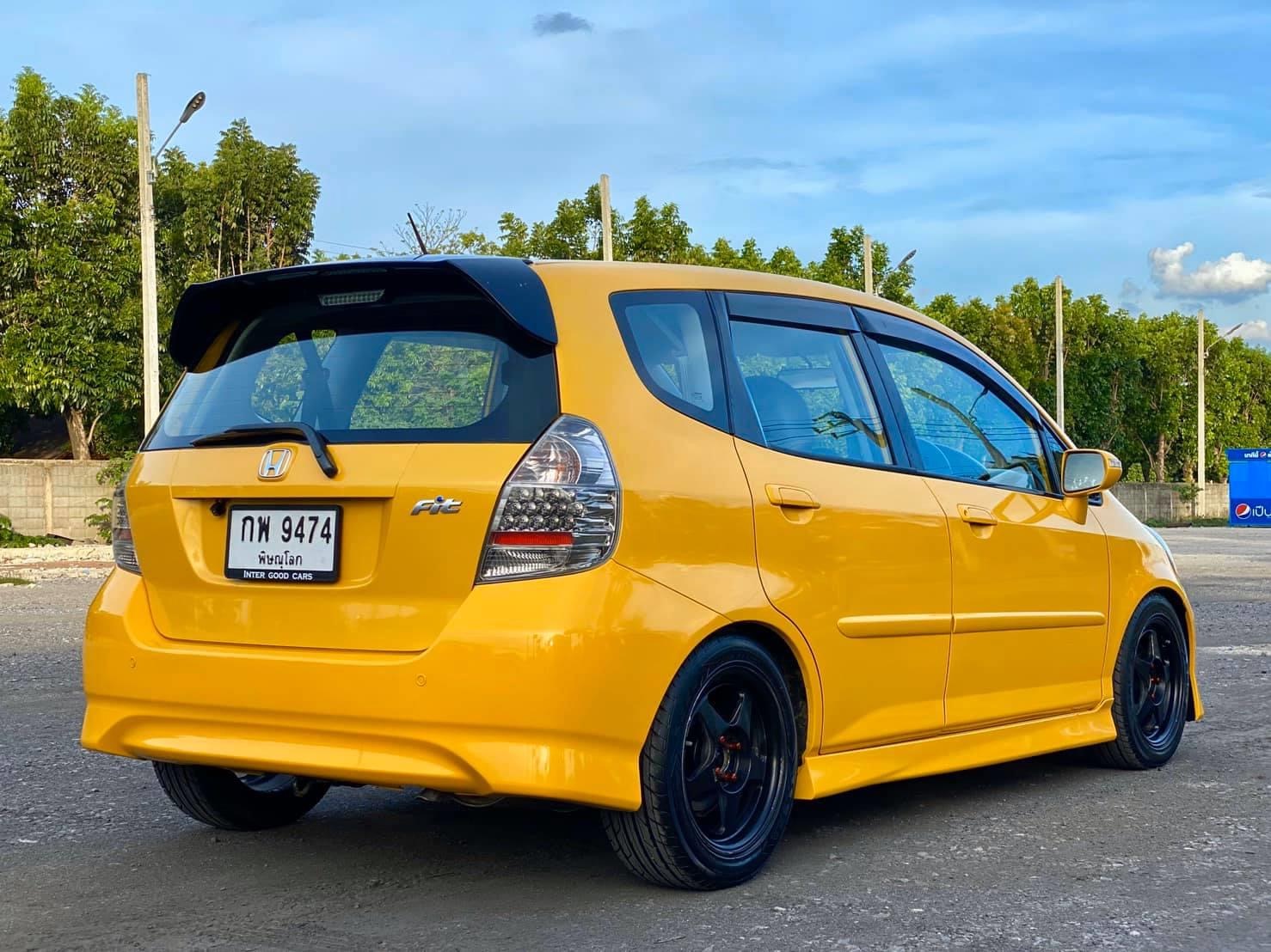 Honda Jazz GD ปี 2006 สีเหลือง (รูปที่ 9)