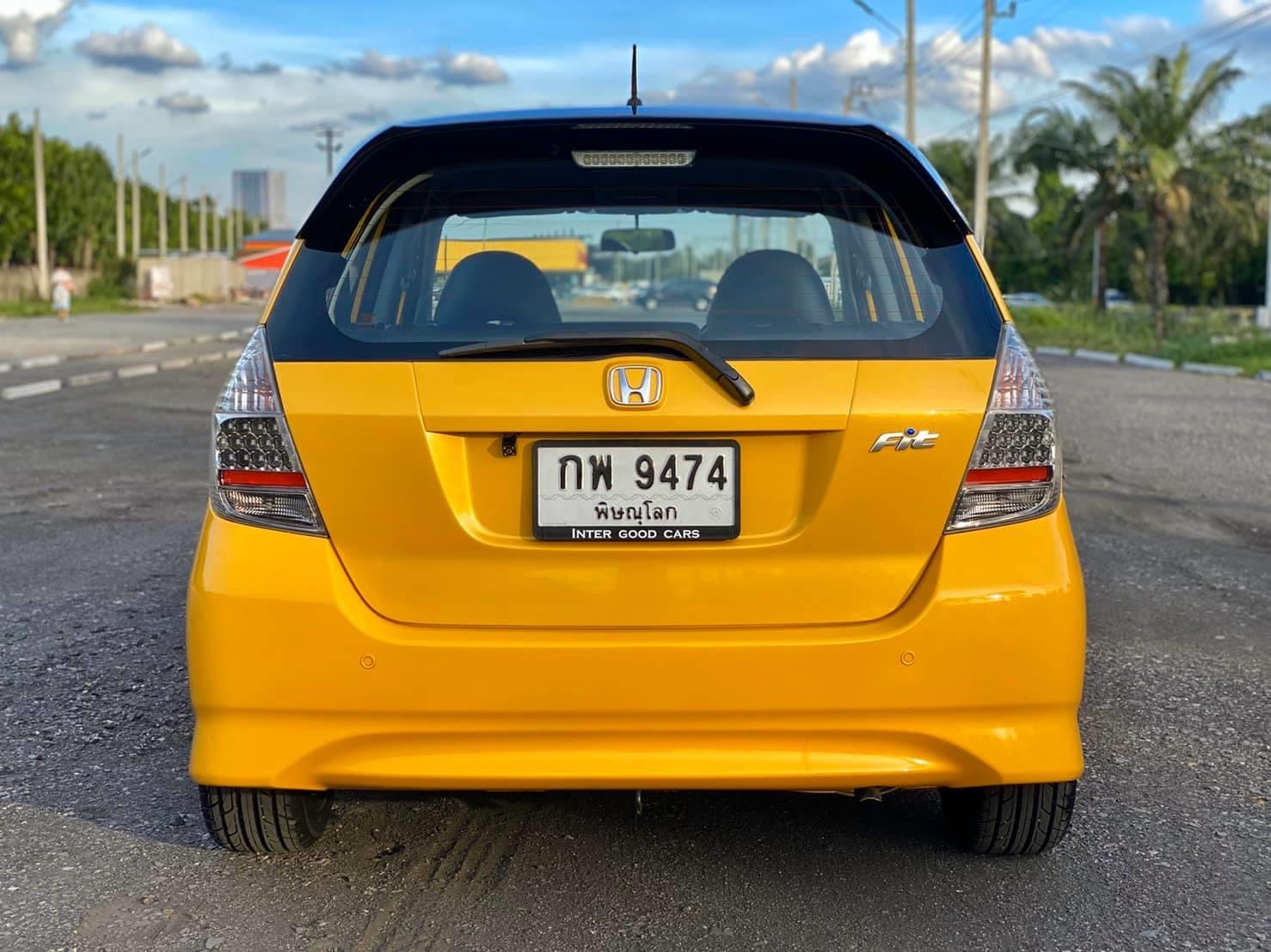 Honda Jazz GD ปี 2006 สีเหลือง (รูปที่ 6)