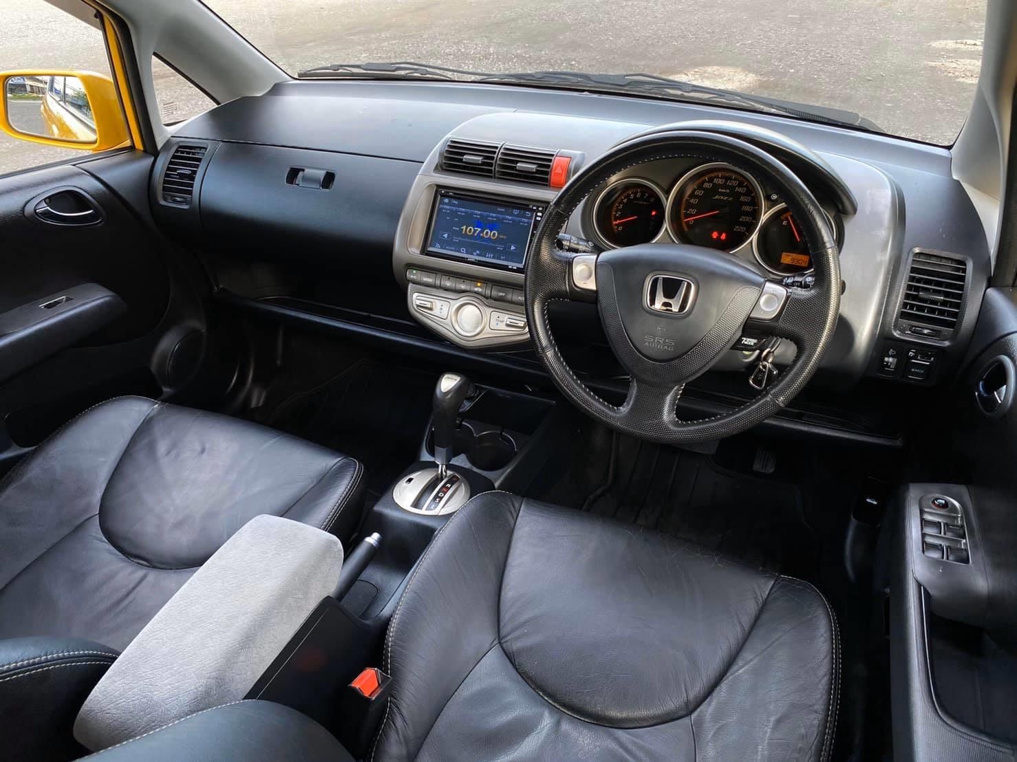 Honda Jazz GD ปี 2006 สีเหลือง (รูปที่ 14)