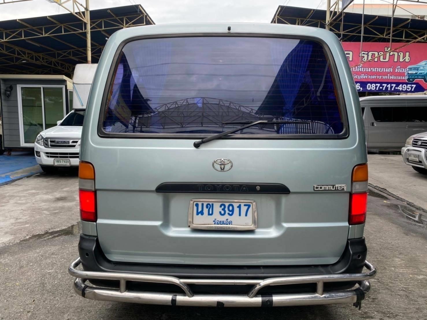 Toyota HiAce หัวจรวด ปี 2003 สีเทา (รูปที่ 11)