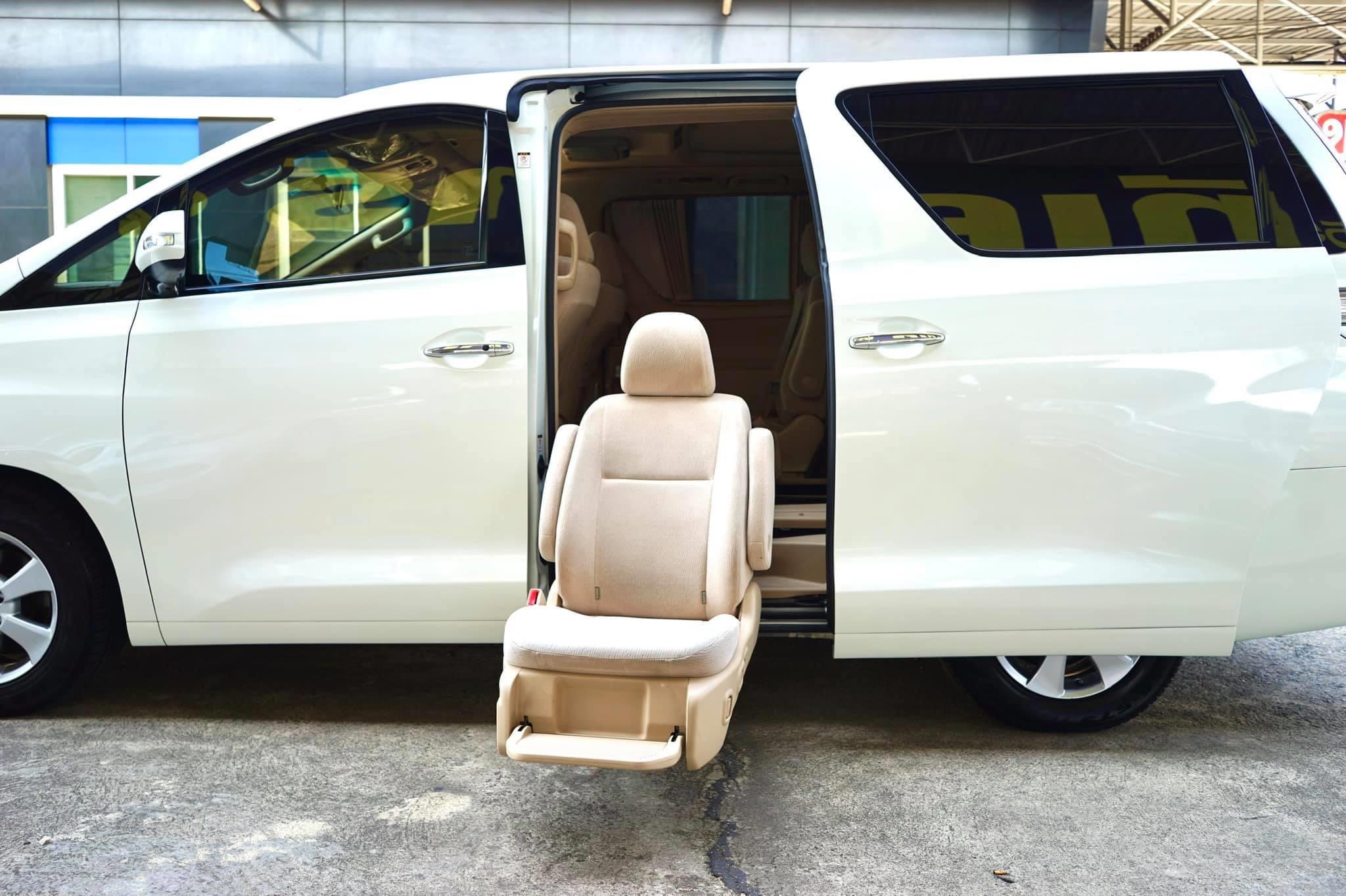 Toyota Vellfire Welcab ปี 2009 สีขาว (รูปที่ 9)
