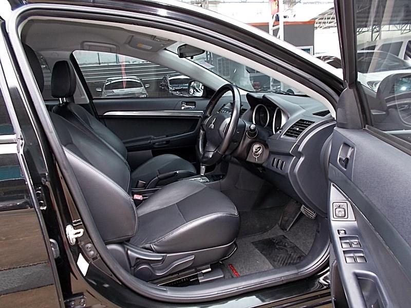 Mitsubishi Lancer EX ปี 2011 สีดำ (รูปที่ 6)