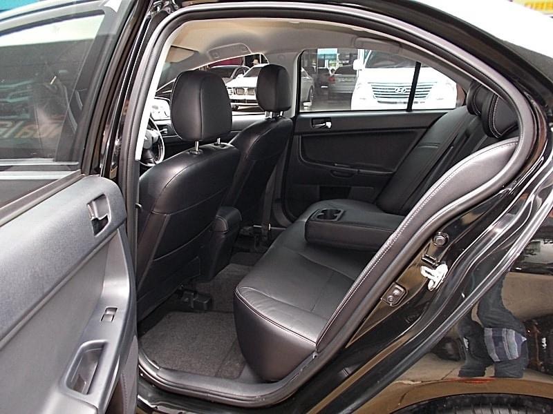 Mitsubishi Lancer EX ปี 2011 สีดำ (รูปที่ 8)