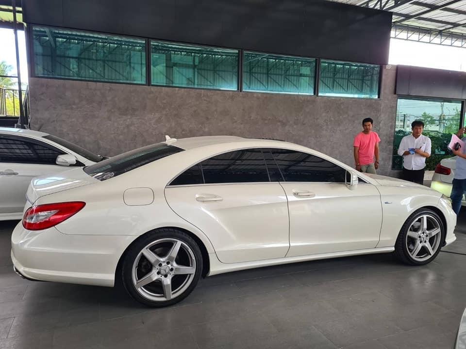 Mercedes-Benz CLS-Class W218 CLS350 ปี 2013 สีขาว (รูปที่ 3)