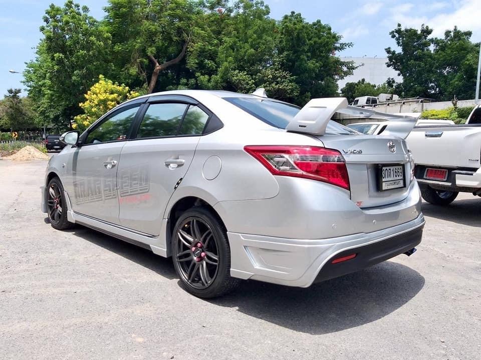 Toyota Vios ปี 2014 สีเงิน