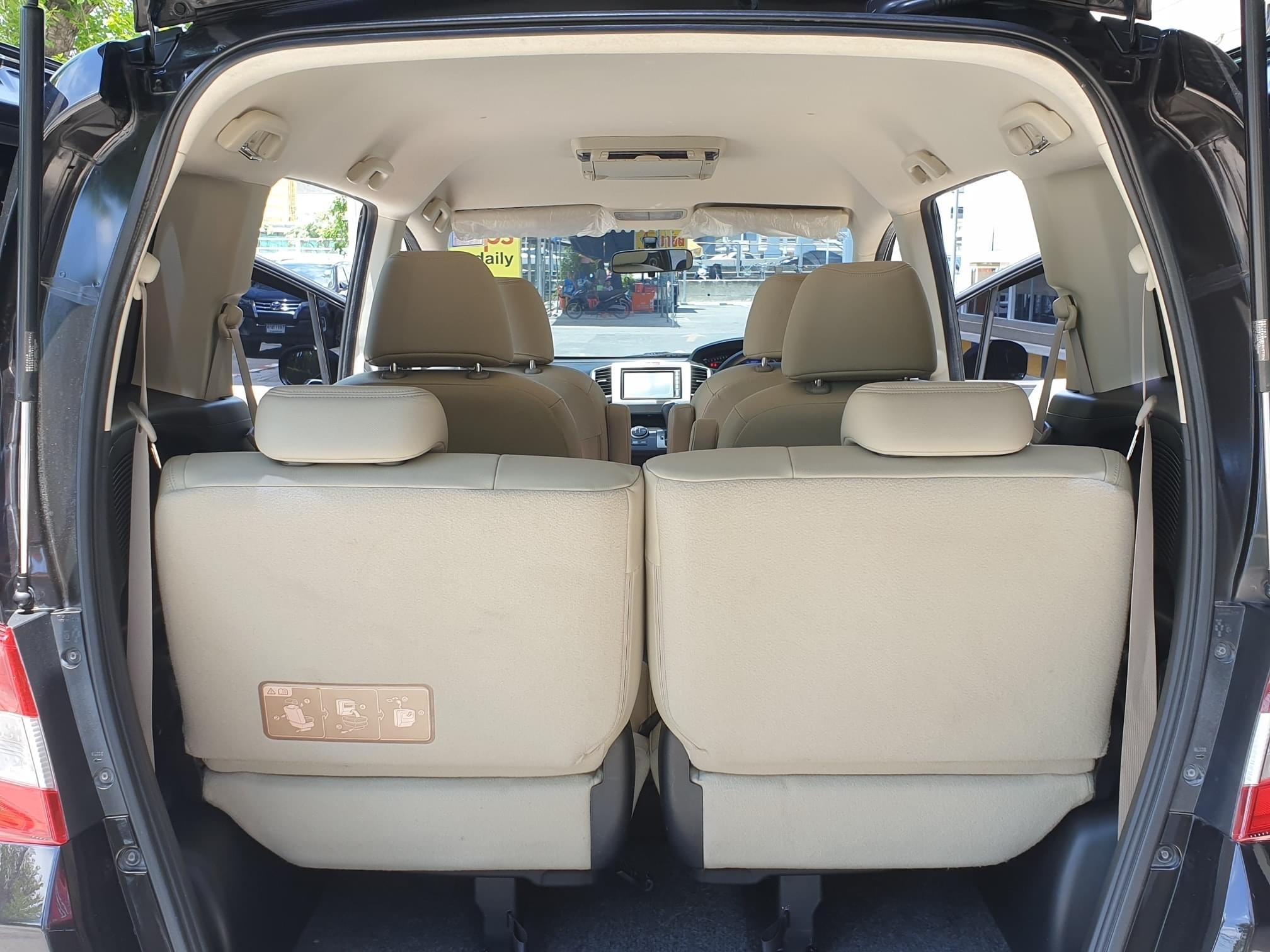 Honda Freed ปี 2013 สีดำ (รูปที่ 11)