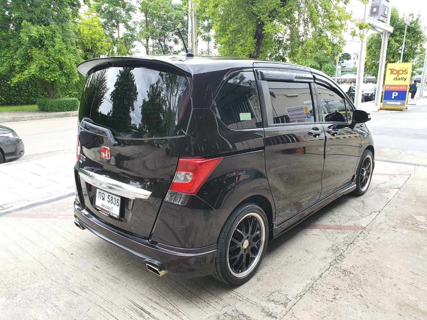 Honda Freed ปี 2013 สีดำ (รูปที่ 7)