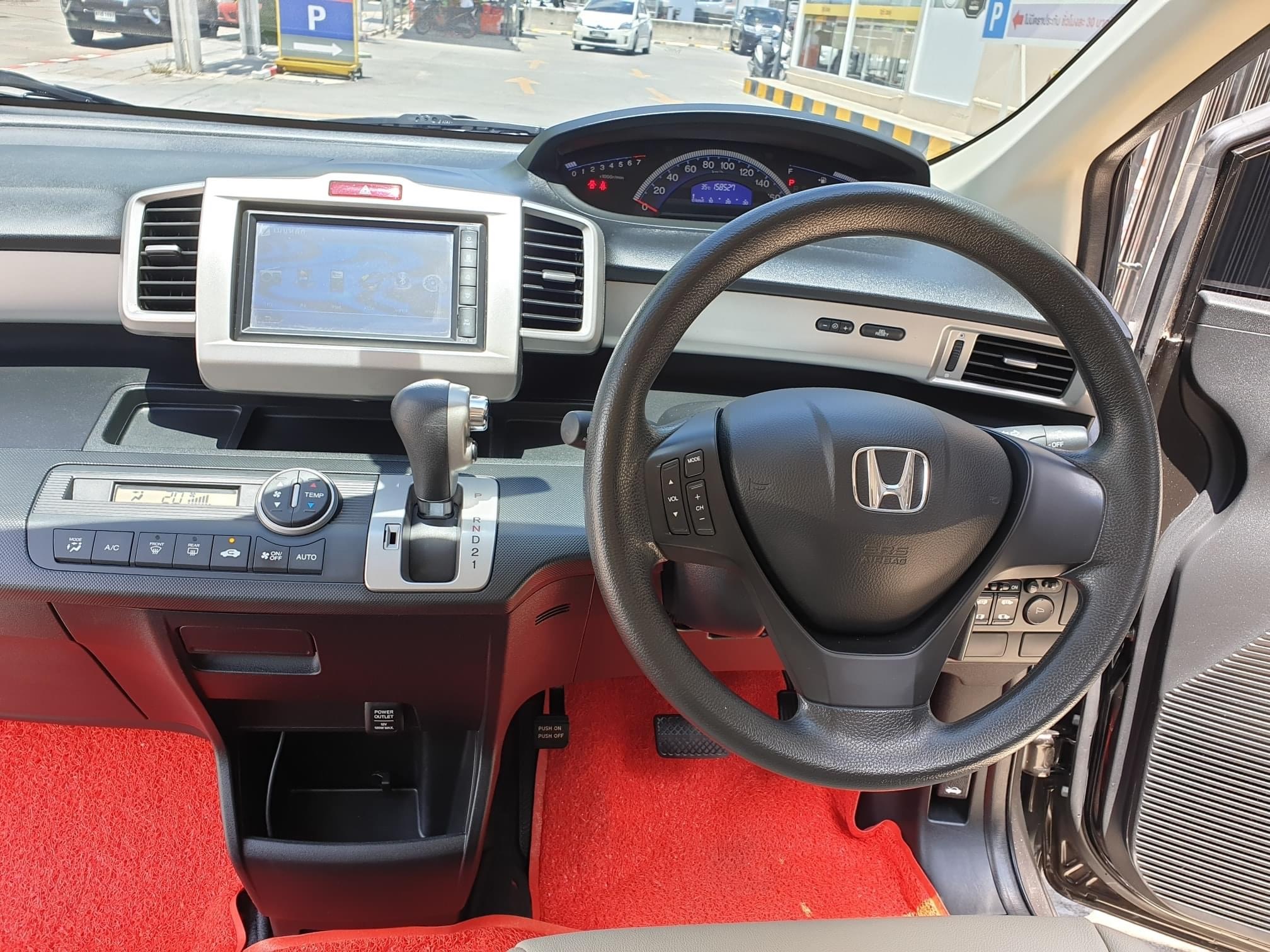 Honda Freed ปี 2013 สีดำ (รูปที่ 19)