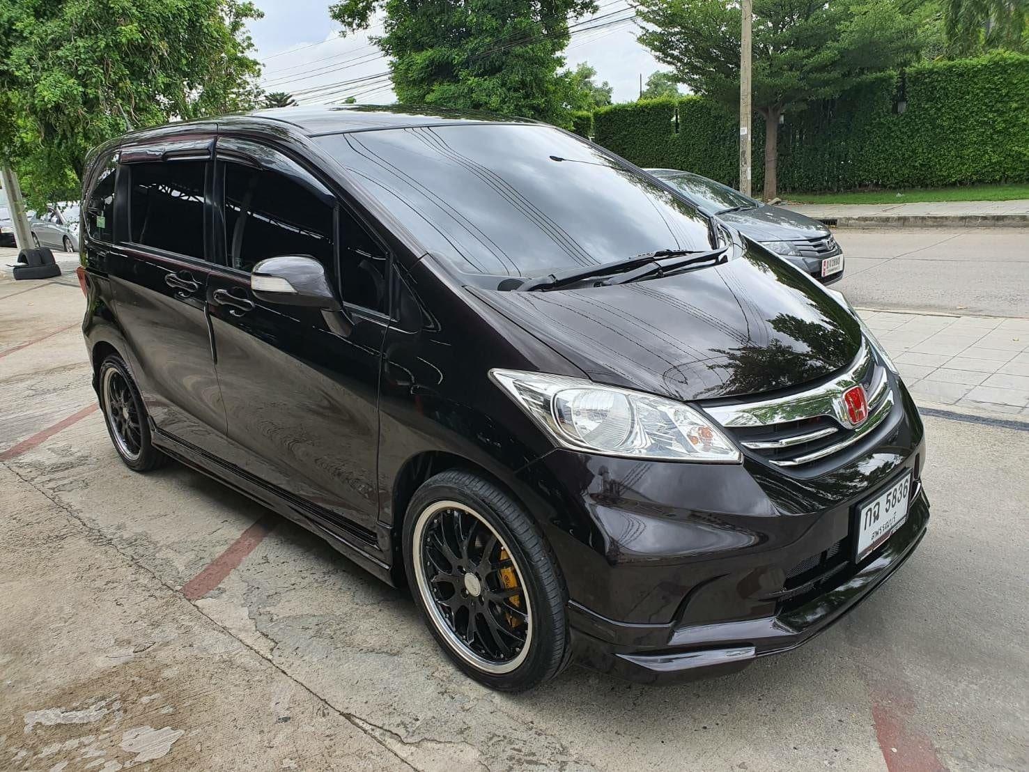 Honda Freed ปี 2013 สีดำ