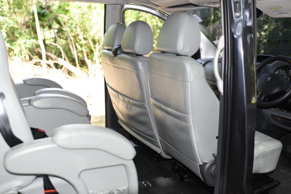 Peugeot Expert ปี 2014 สีดำ (รูปที่ 11)