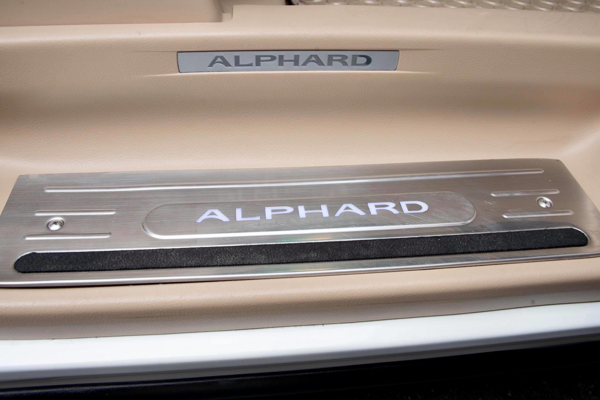 Toyota Alphard ปี 2012 สีขาว (รูปที่ 18)