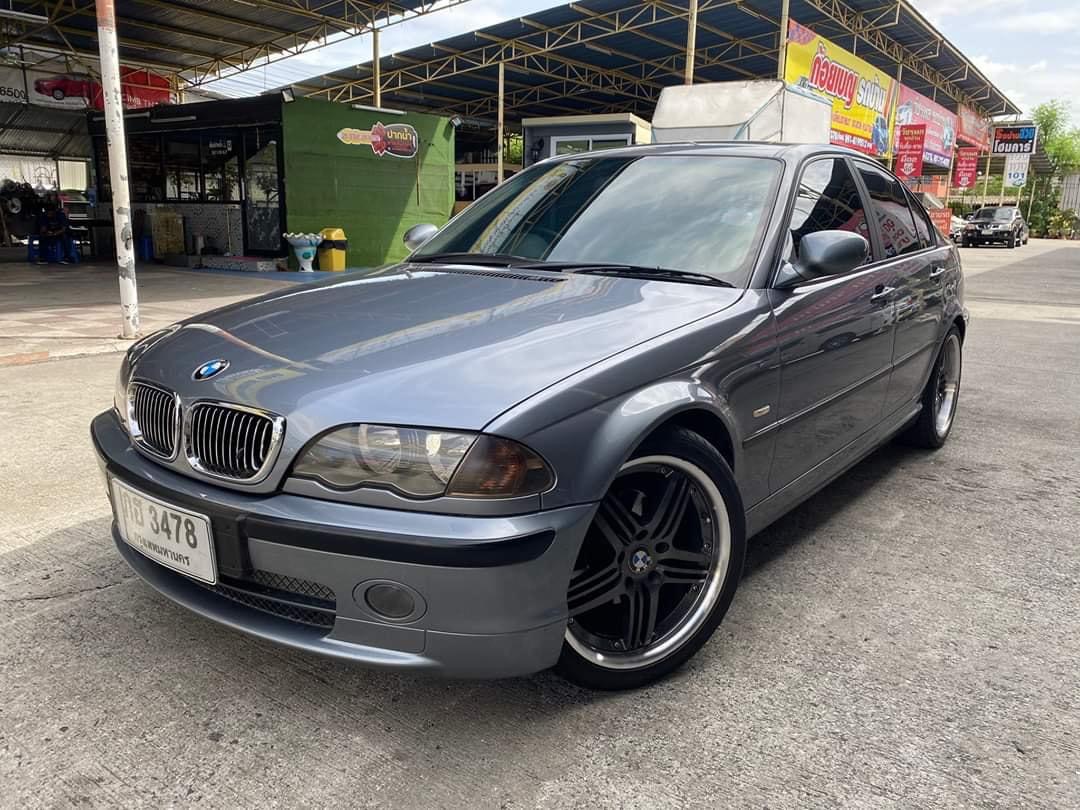 BMW 3 Series E46 318i ปี 2001 สีเทา