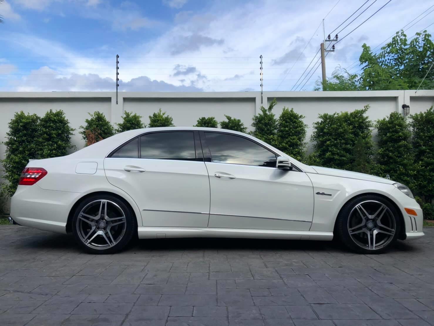 Benz E300 V6 W212 Avantgarde ปี2012