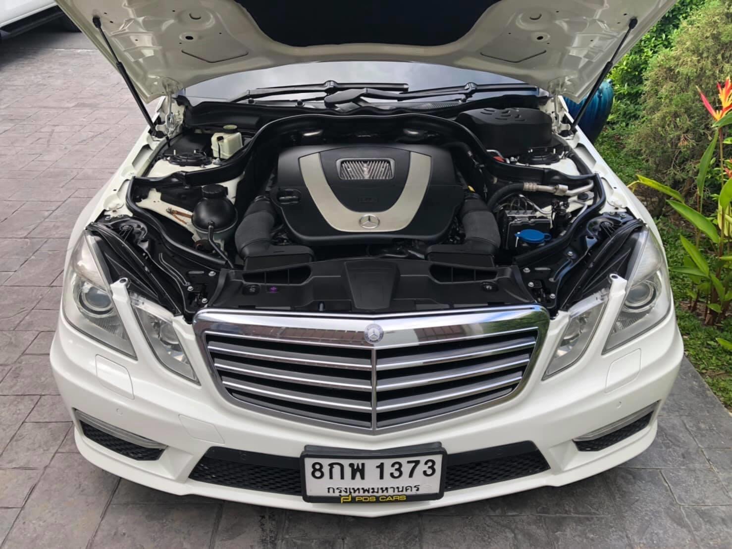 Benz E300 V6 W212 Avantgarde ปี2012