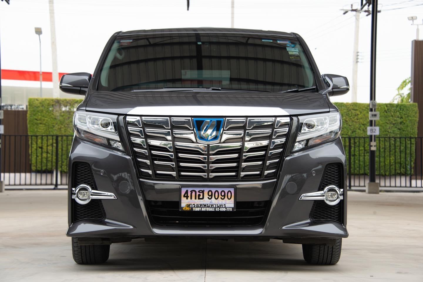 Toyota Alphard ปี 2015 สีเทา (รูปที่ 3)
