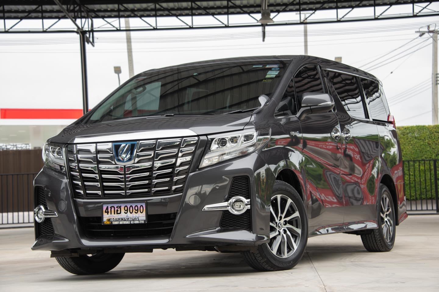 Toyota Alphard ปี 2015 สีเทา (รูปที่ 2)