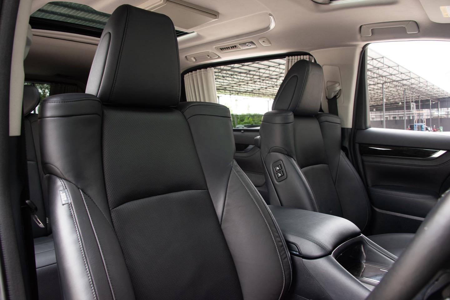 Toyota Alphard ปี 2015 สีเทา (รูปที่ 11)