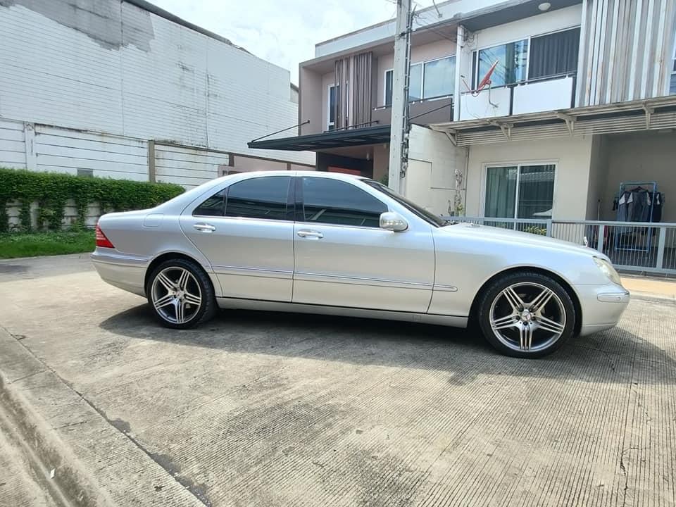 Mercedes-Benz S-Class W220 S280 ปี 2001 สีเงิน