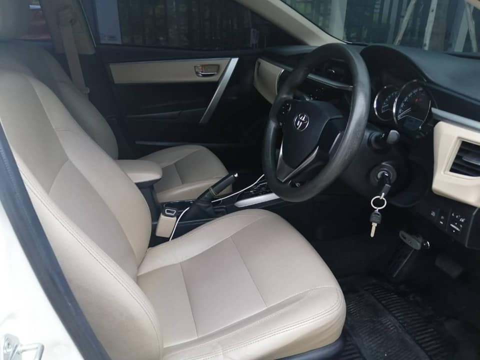 Toyota Corolla Altis โฉม 14-16 ปี 2014 สีขาว (รูปที่ 7)