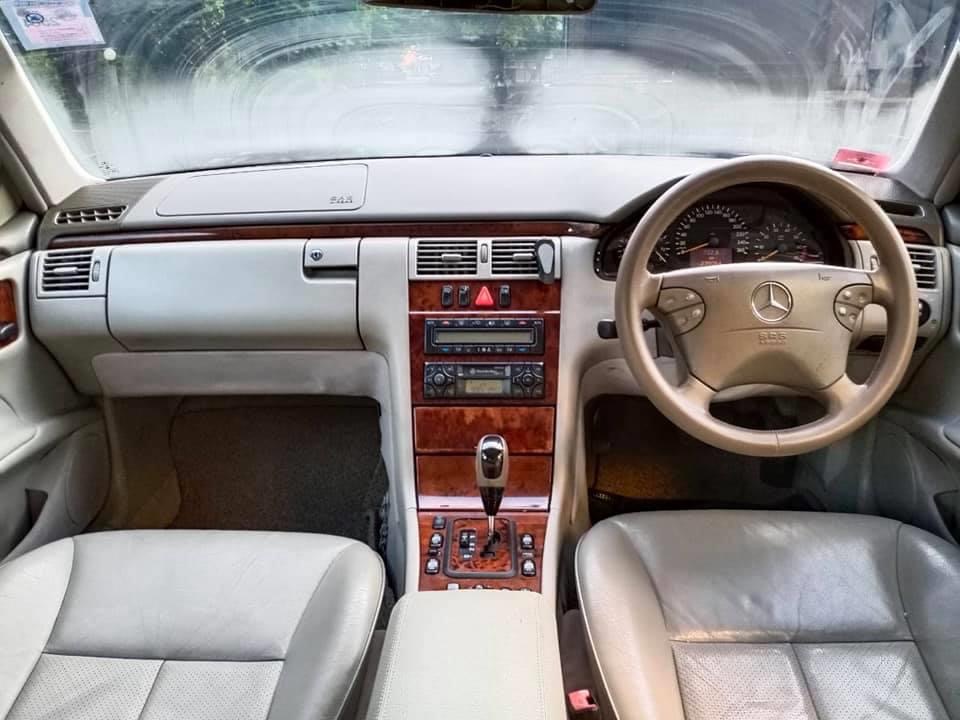 BENZ E200kompressorปี02