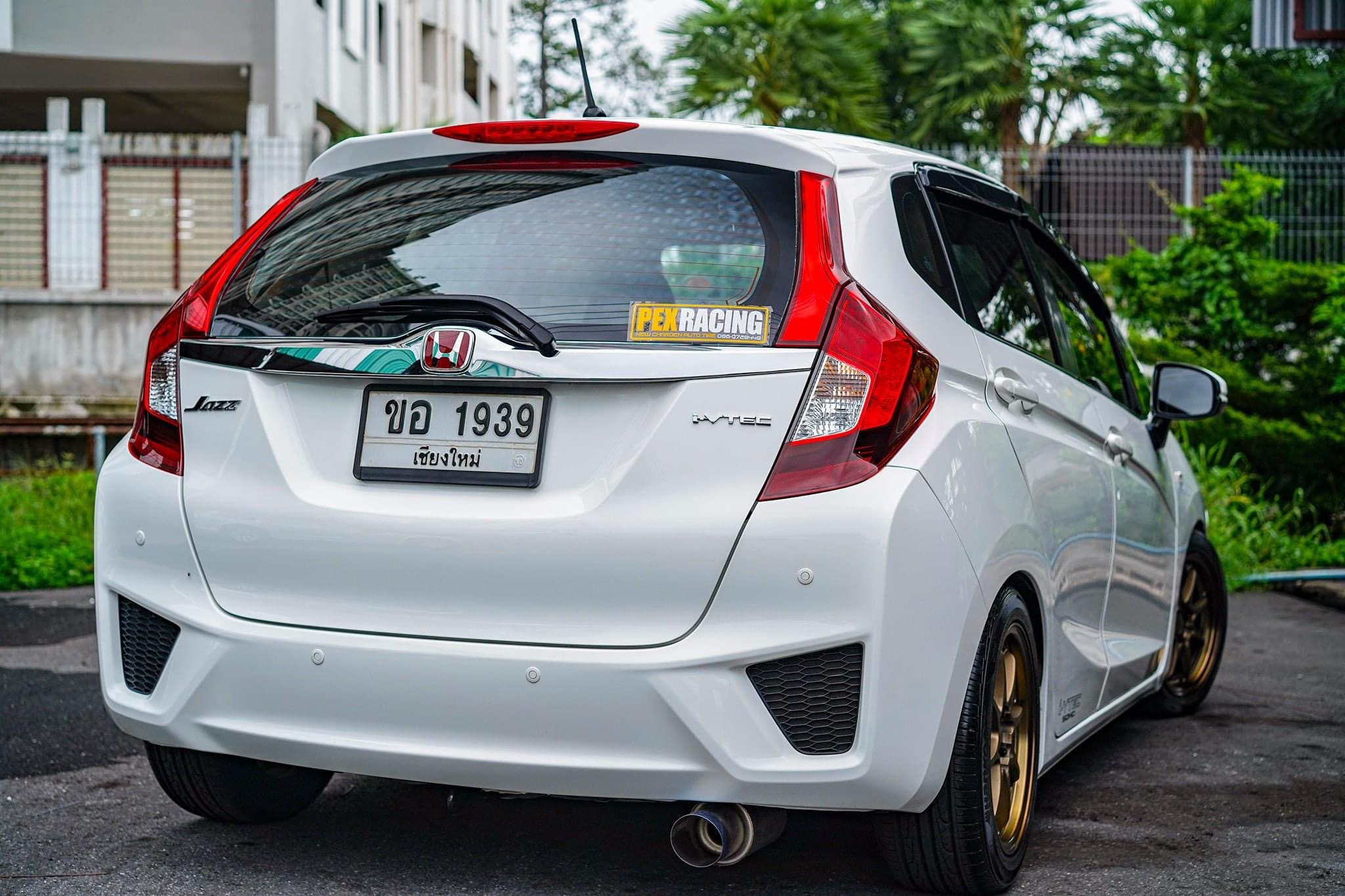 ?Honda Jazz Gk 2016 AT? (รูปที่ 13)