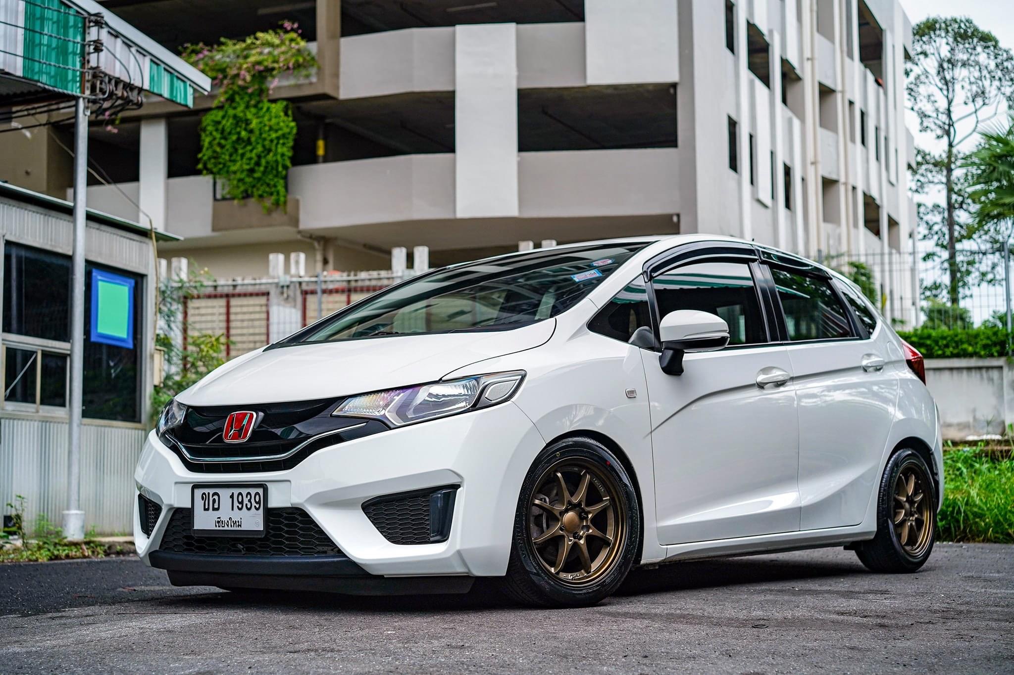 ?Honda Jazz Gk 2016 AT? (รูปที่ 4)