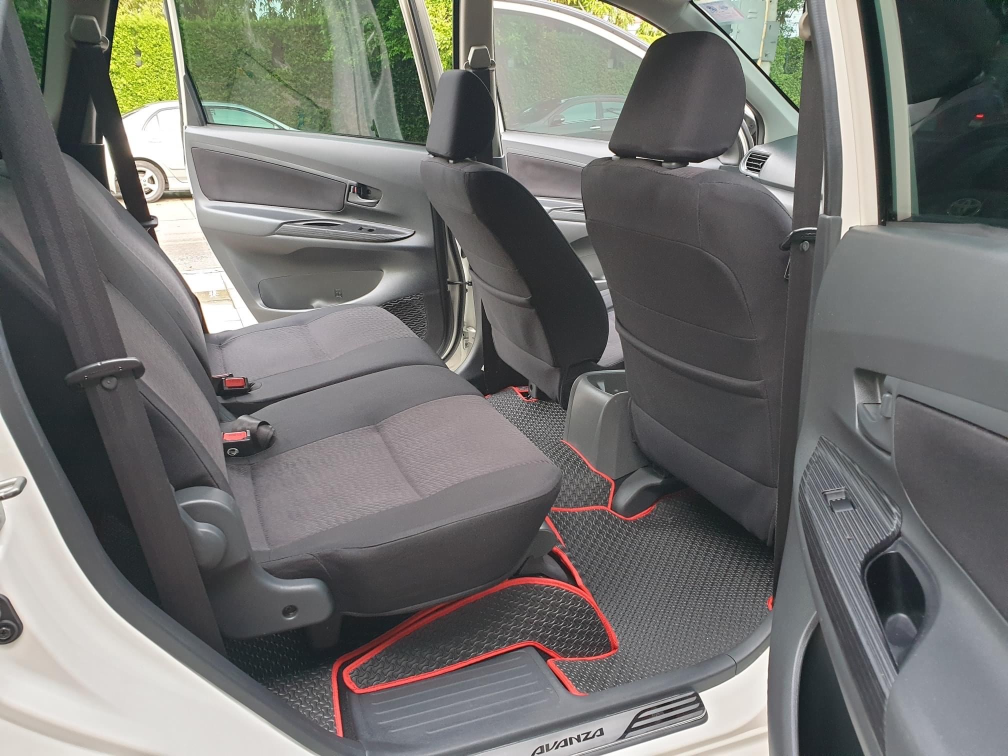 Toyota avanza 1.5 g 2013 สีขาวมุก (รูปที่ 10)