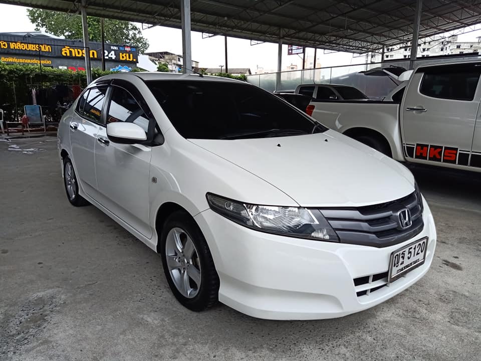 Honda City ปี 2010 สีขาว (รูปที่ 3)