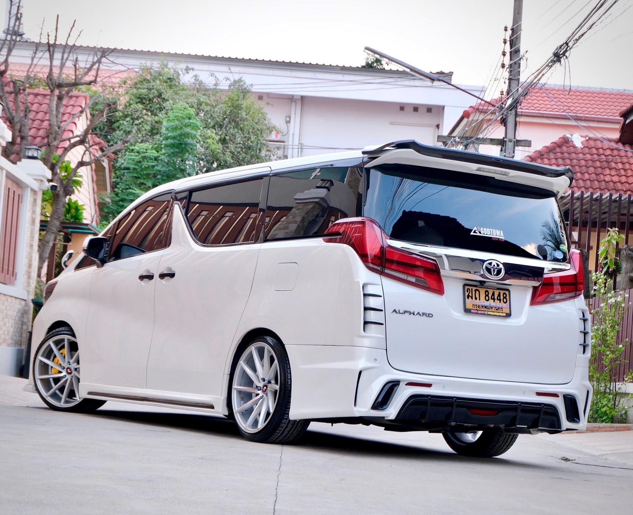 ขาย ALPHARD 2.5 SC PACKAGE รุ่นท็อป ปี2019