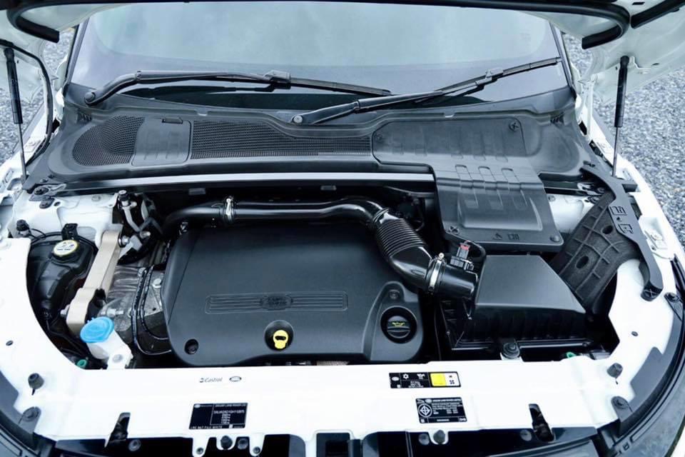Rang Rover Evoque 2.2 SE Plus SD4 โฉม Minorchange ปี 2016 (รูปที่ 9)